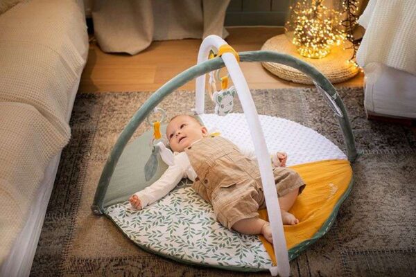 Sophie la girafe® - Krabbeldecke + Spielbogen / Activity-Spielzeug und Fotomotiv – Bild 3