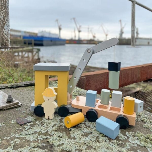Kran mit Magnet – Bild 2